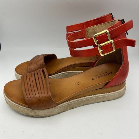 Sundance 38 Lug Sole Back Zip Leather Sandals - Slight Flaw - Picture 1 of 12